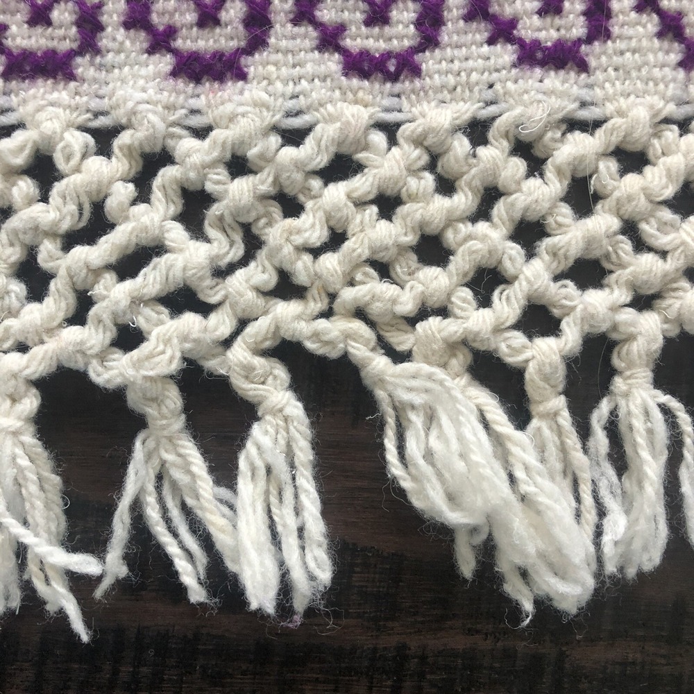 Vintage Hand Knit Floral Lap Blanket Table Runner Fringe Edge MCM 75" x 28" - Picture 5 of 8
